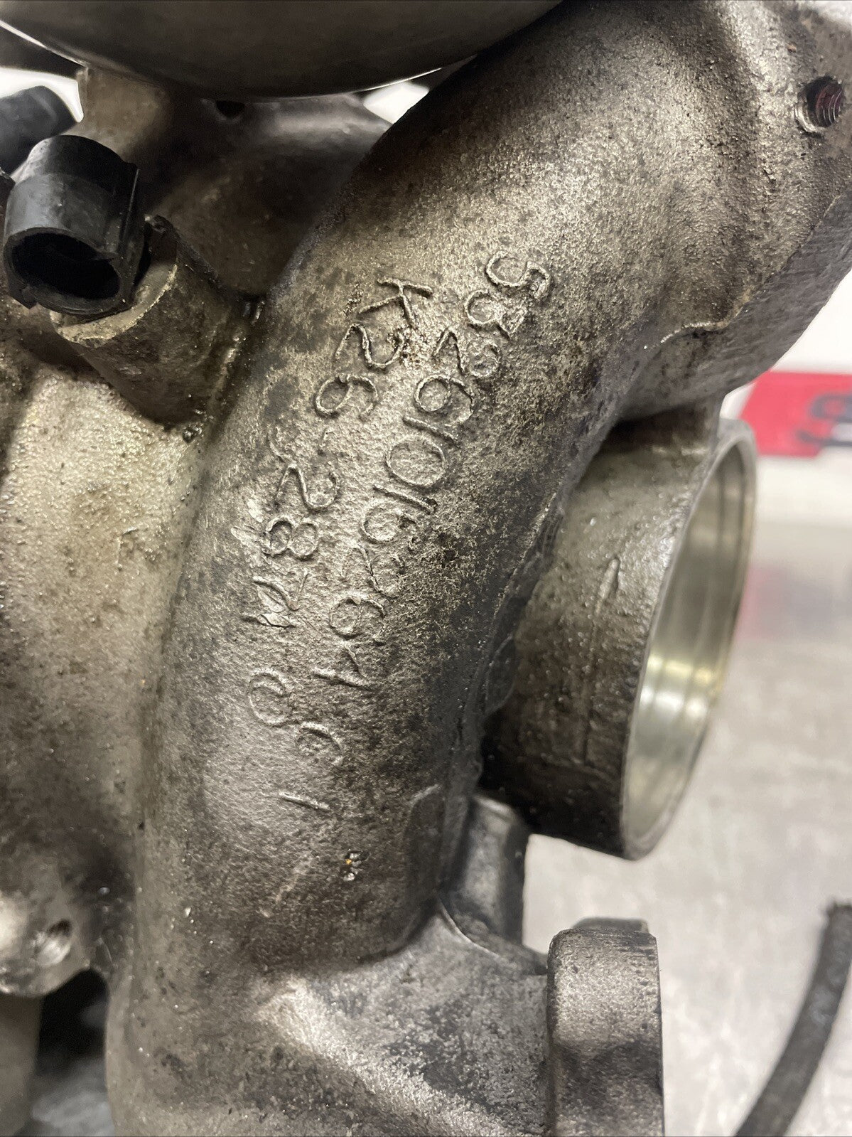 BMW X5 E70 2008 Diesel 210kW Turbocharger turbo KP262871 LGV60763