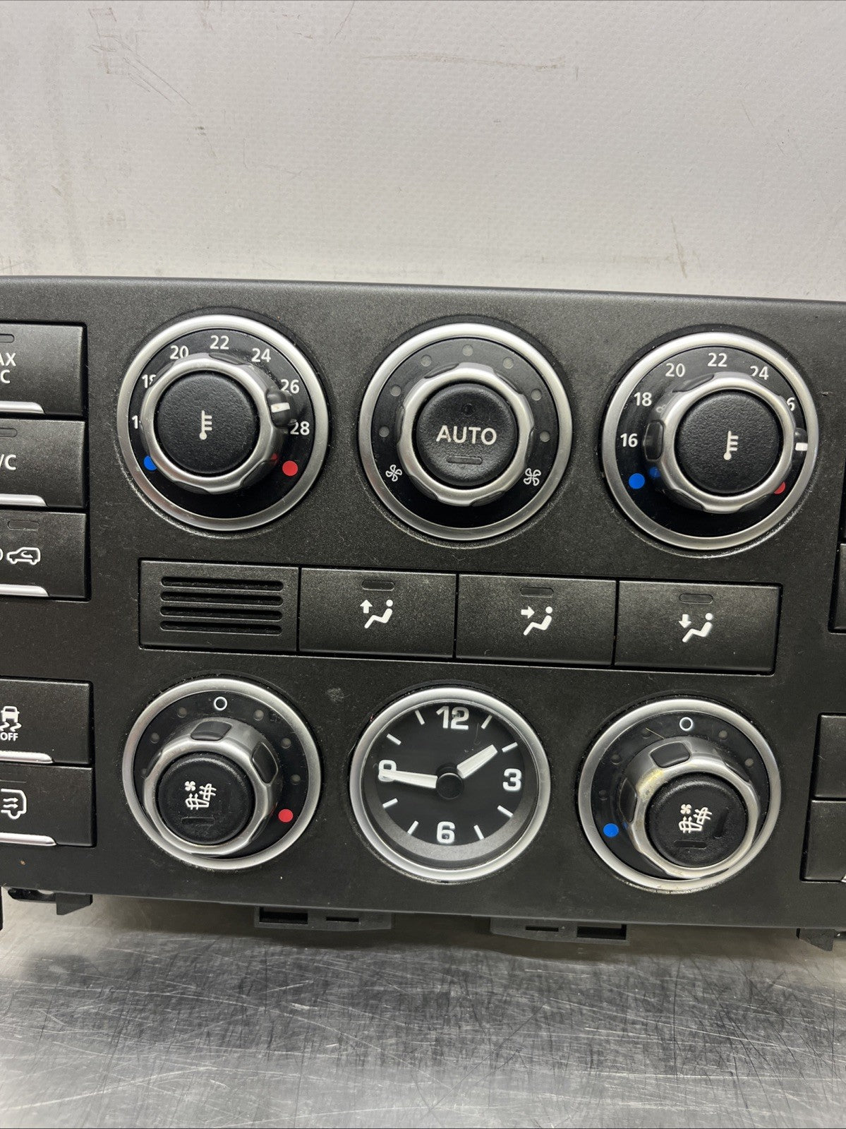 LAND ROVER RANGE ROVER HEATER AC CLIMATE CONTROLS BH42-18D679-BC 09-13