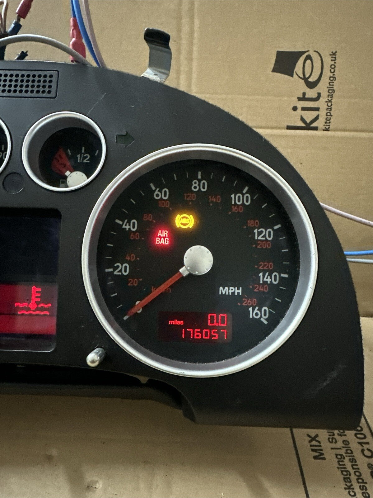 AUDI TT 8n mk1 SPEEDO DASH CLOCKS INSTRUMENT CLUSTER SPEEDO 8N2920950 #67