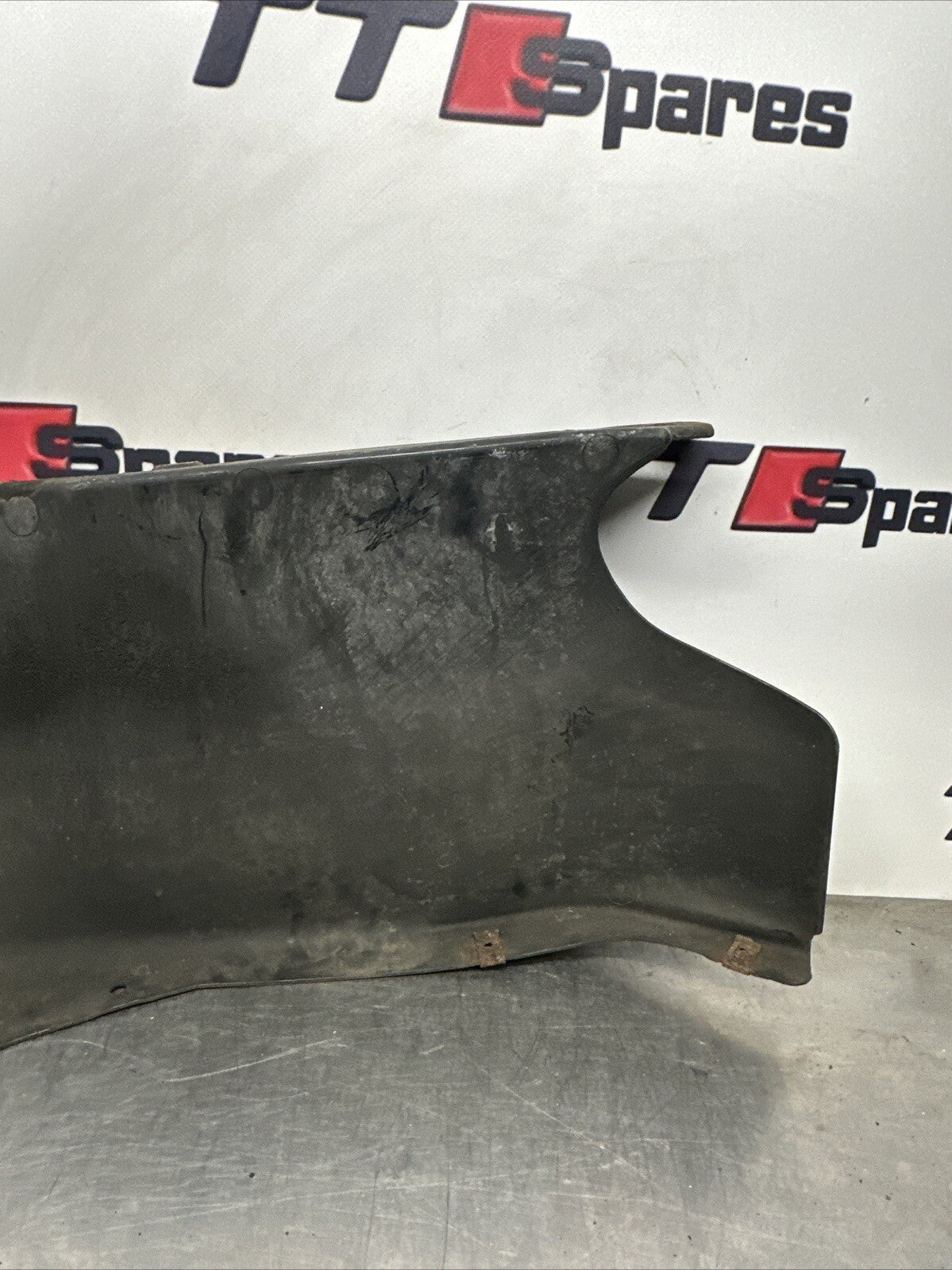 Audi TT 8N MK1 3.2 V6 DSG Offside Right Splash Guard Undertray Mount 8N0825250H