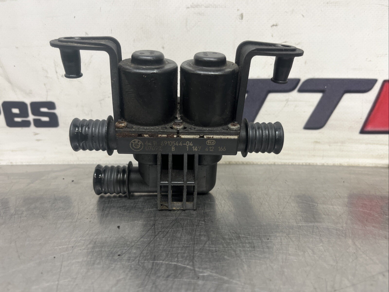 Compensating tank for coolant BMW X5 E70 06-10 4.8I 261KW 6910544