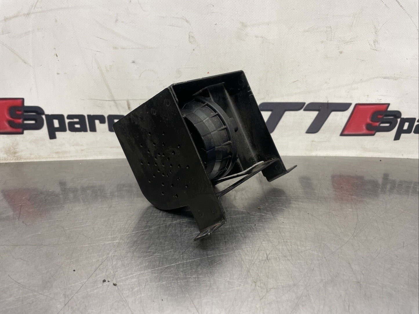 BMW X5 Series E70 Emergency Anti Theft Alarm System Siren Horn 9189818