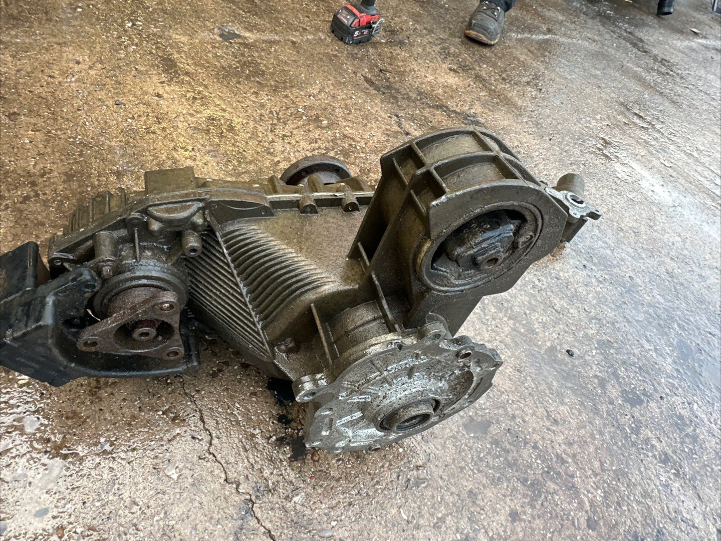 Range Rover L322 Transfer Box IAB000031 4.4 V8 and 3.0 TD6 Auto 2002 to 2006