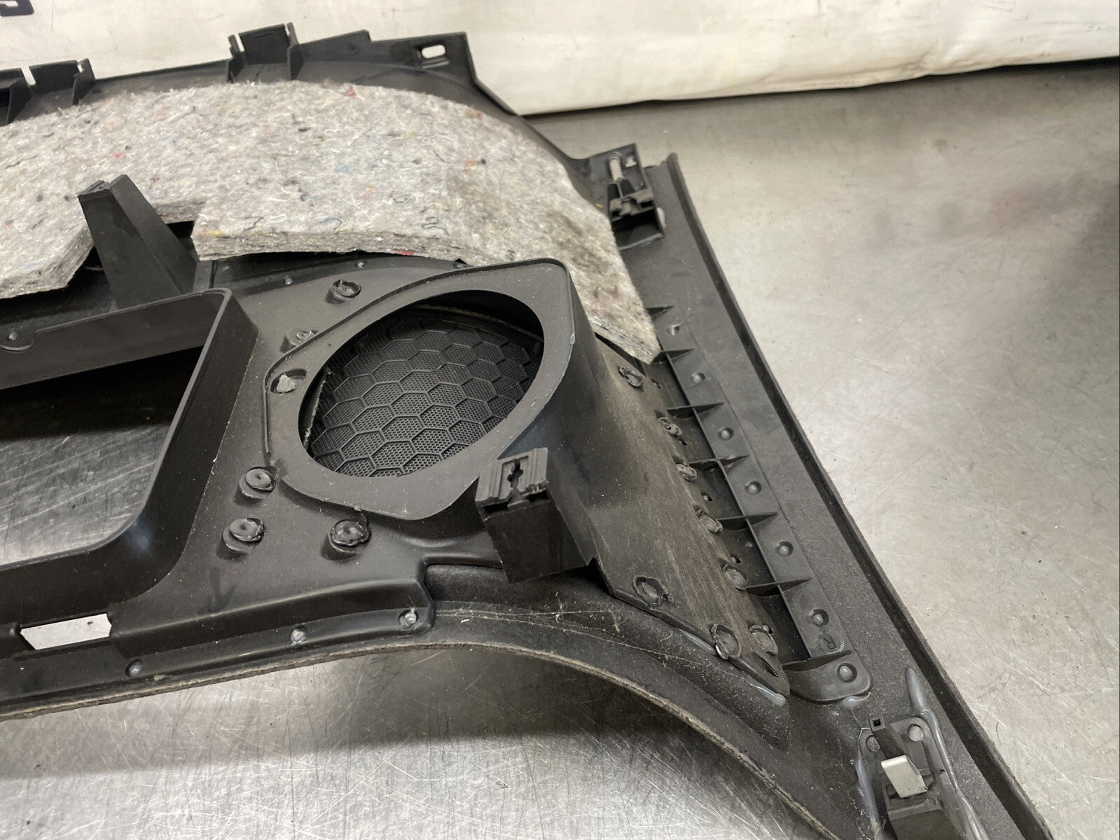 AUDI TT 8N MK1 ROADSTER O/S REAR INTERIOR PANEL BLACK8N7867478