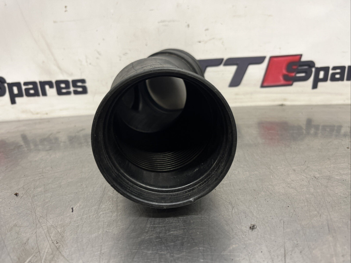 AUDI TT MK1 3.2 V6 INDUCTION PIPE 1J0129684BT