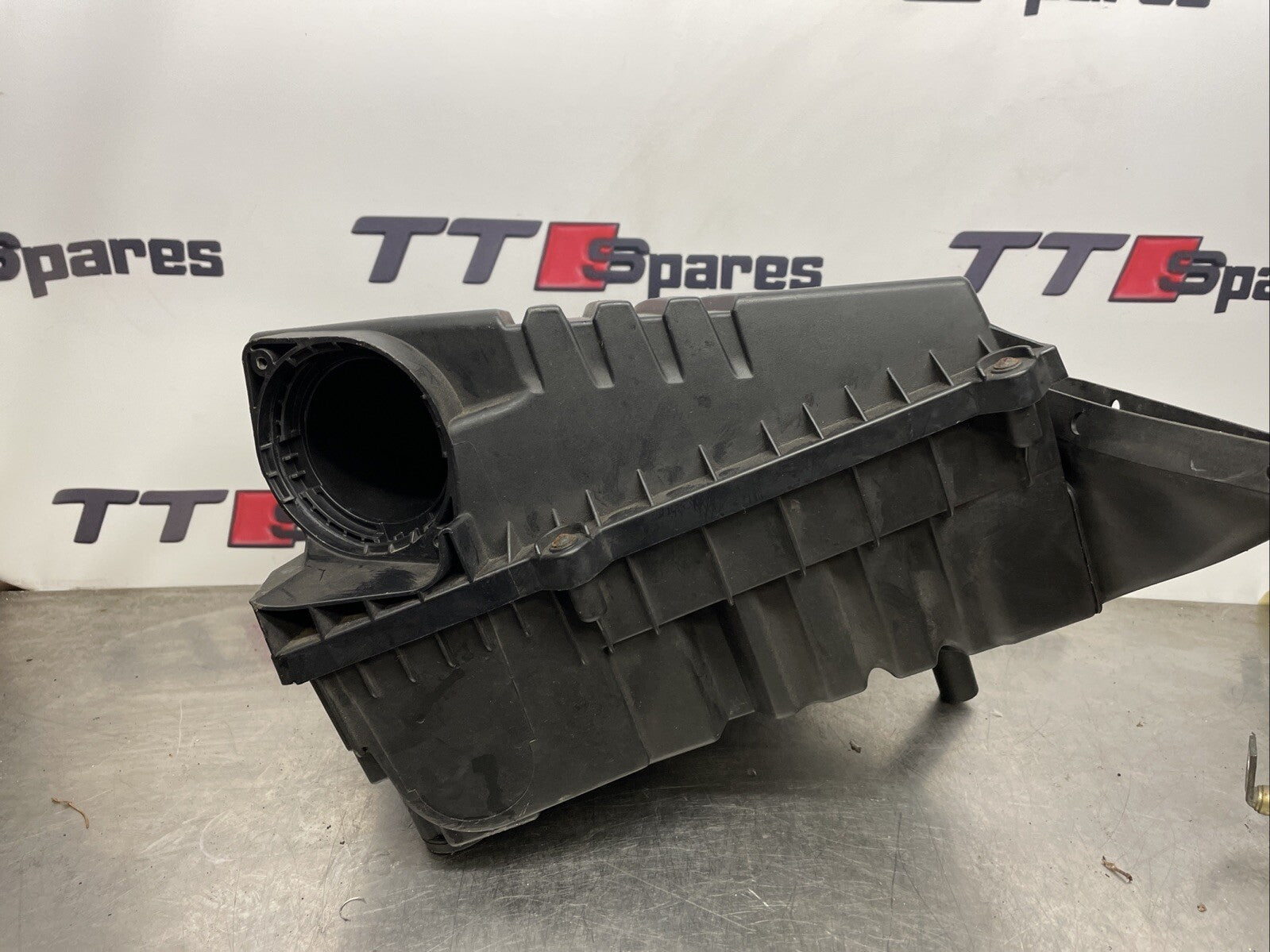 AUDI TT MK2 AIR FILTER BOX HOUSING V6 A3 8P GOLF MK5 R32 8J 06-14