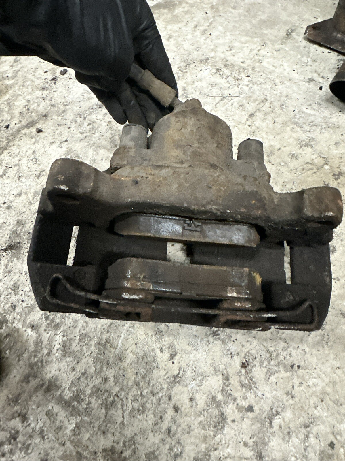 Audi TT Mk2 8J 2006-2014 PAIR of Front Brake Calipers & Carriers