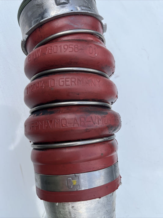 BMW E70 E71 3.0 DIESEL INTERCOOLER HOSE PIPE 7796291 7801958