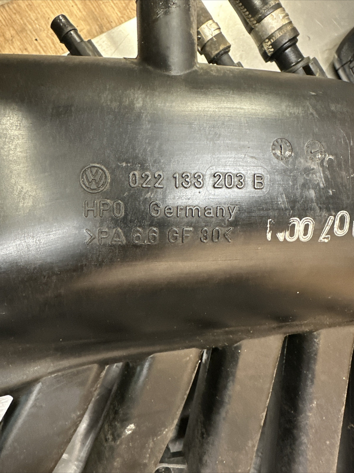 VW Golf 022133203B Inlet Manifold V4 Aqp Top Brief