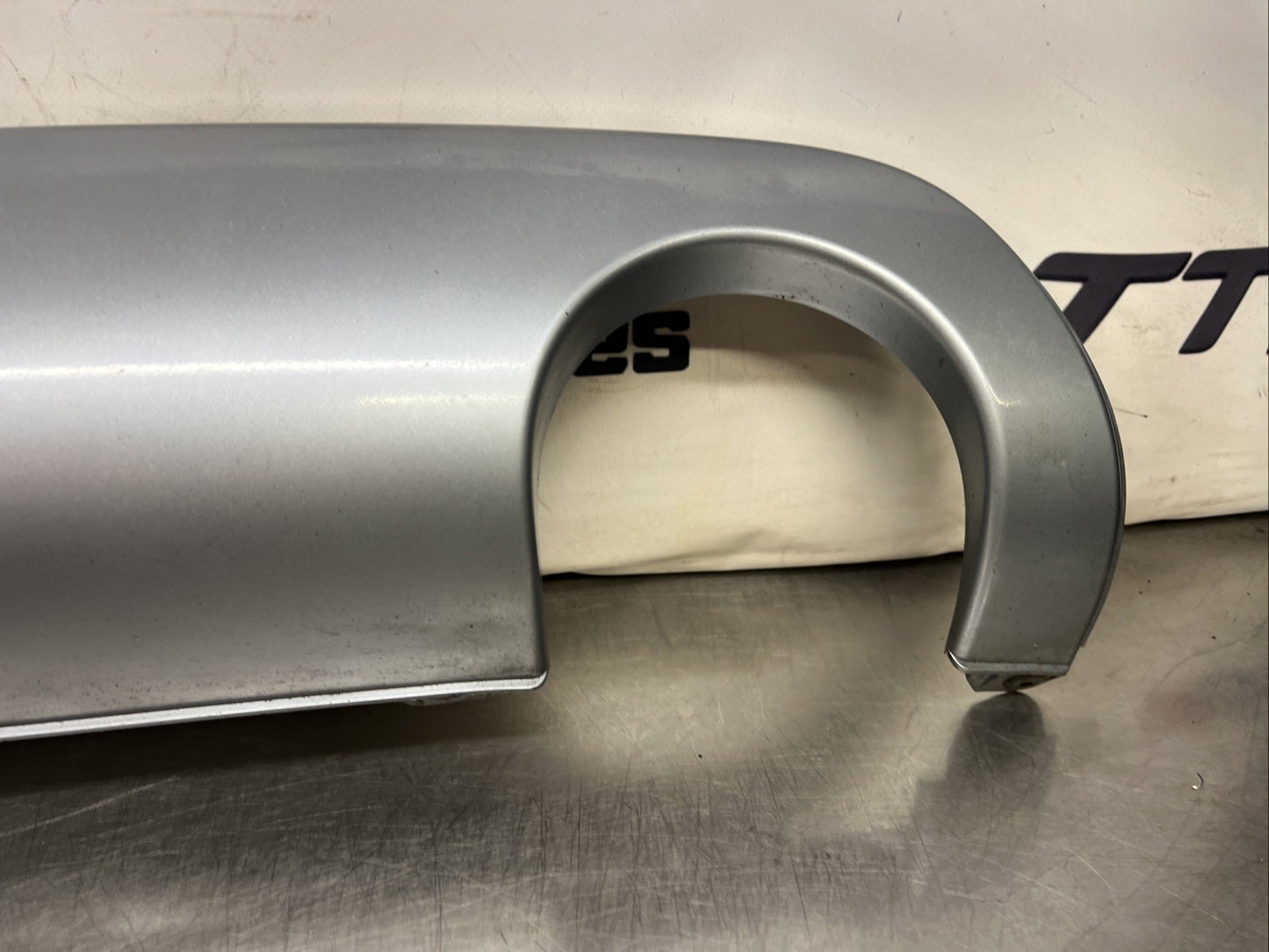 Audi TT Mk1 8N 1998-2006 Twin Exhaust Rear Bumper Diffuser Valance LY7J Silver