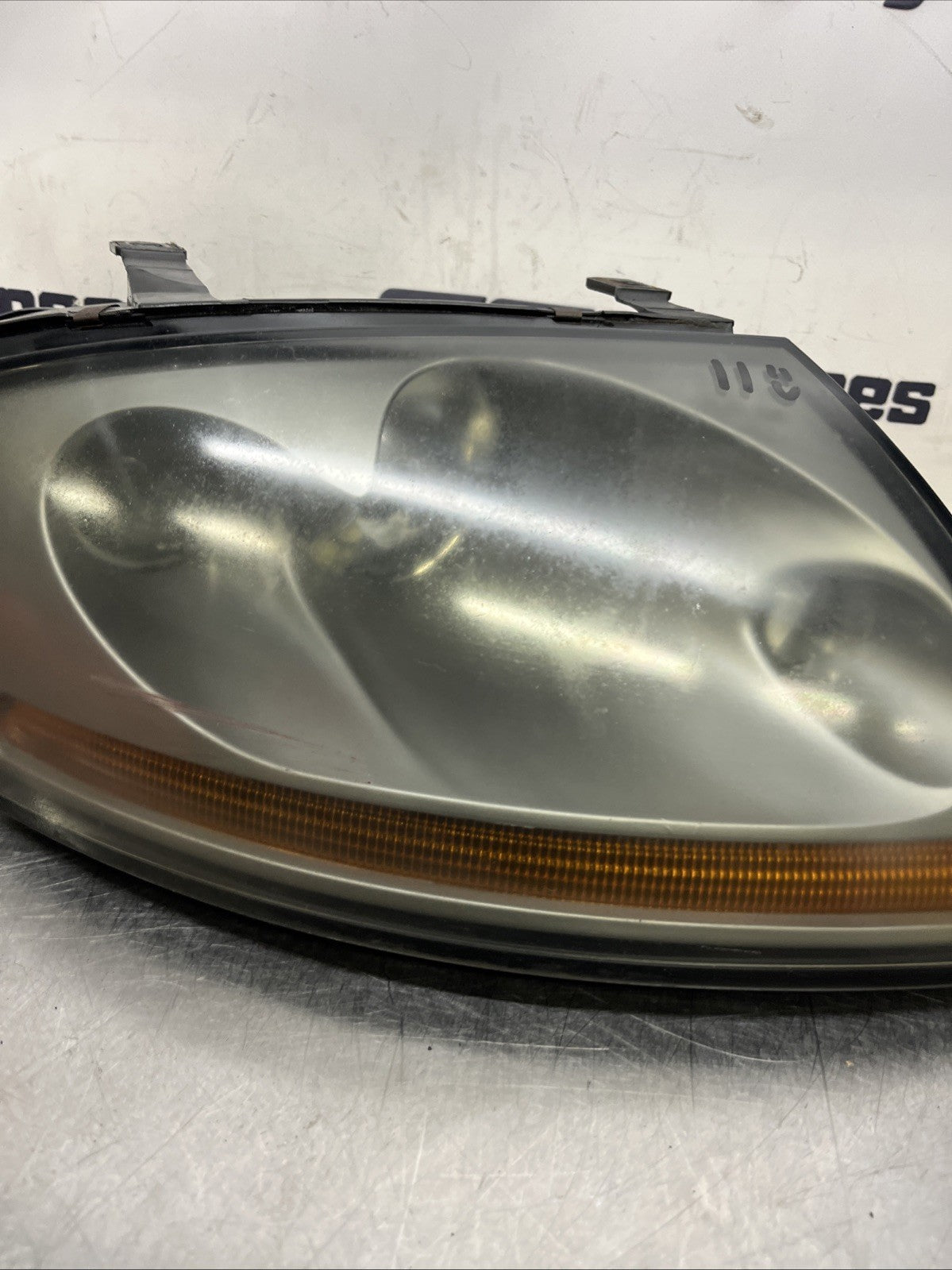 Audi TT Mk1 8N - Drivers Side, Silver Xenon Headlight 8N0941004AP, Used (0709)