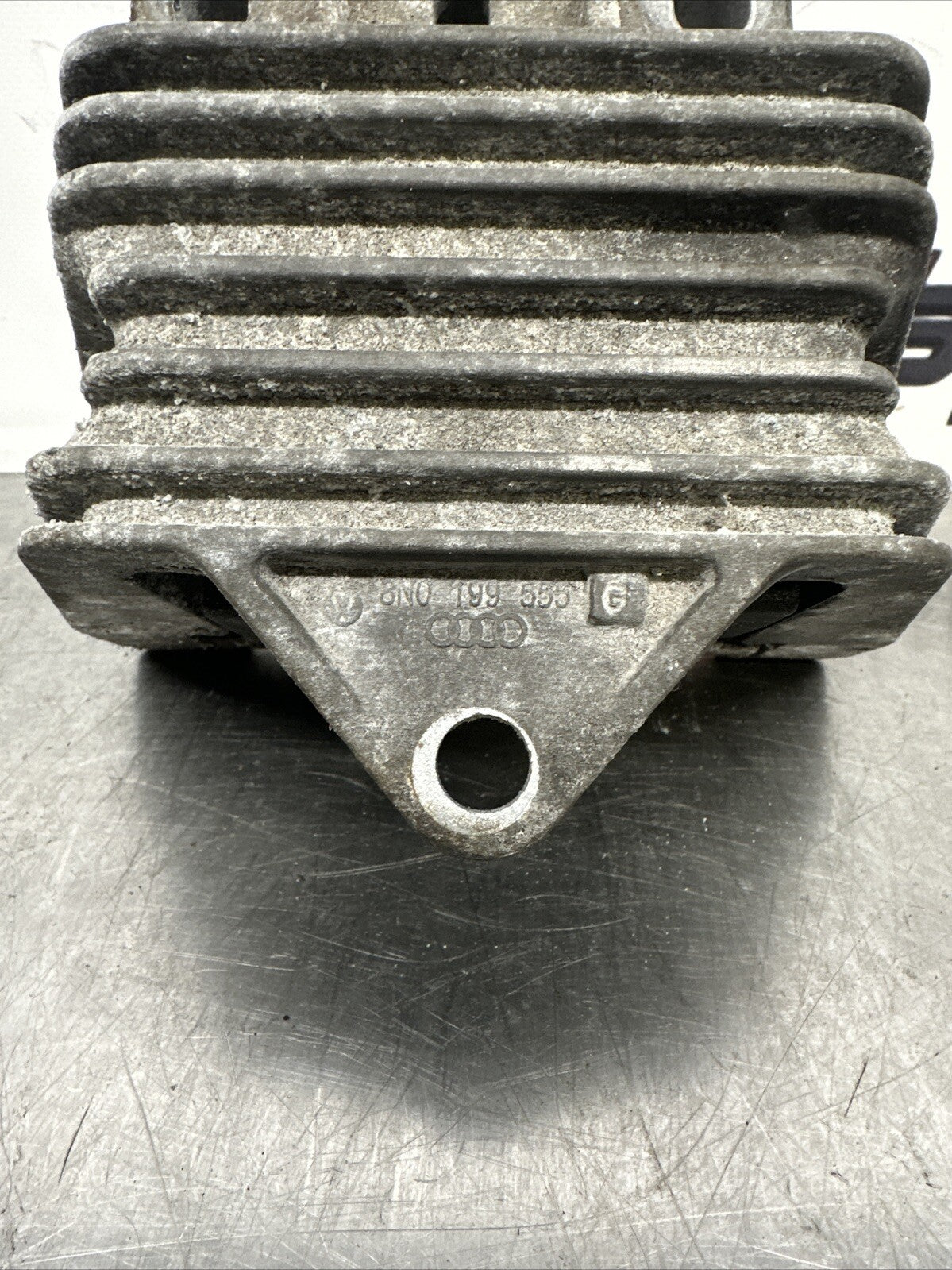 Audi TT 8N Mk1 Left Gearbox Hydro Mount 8N0199555C