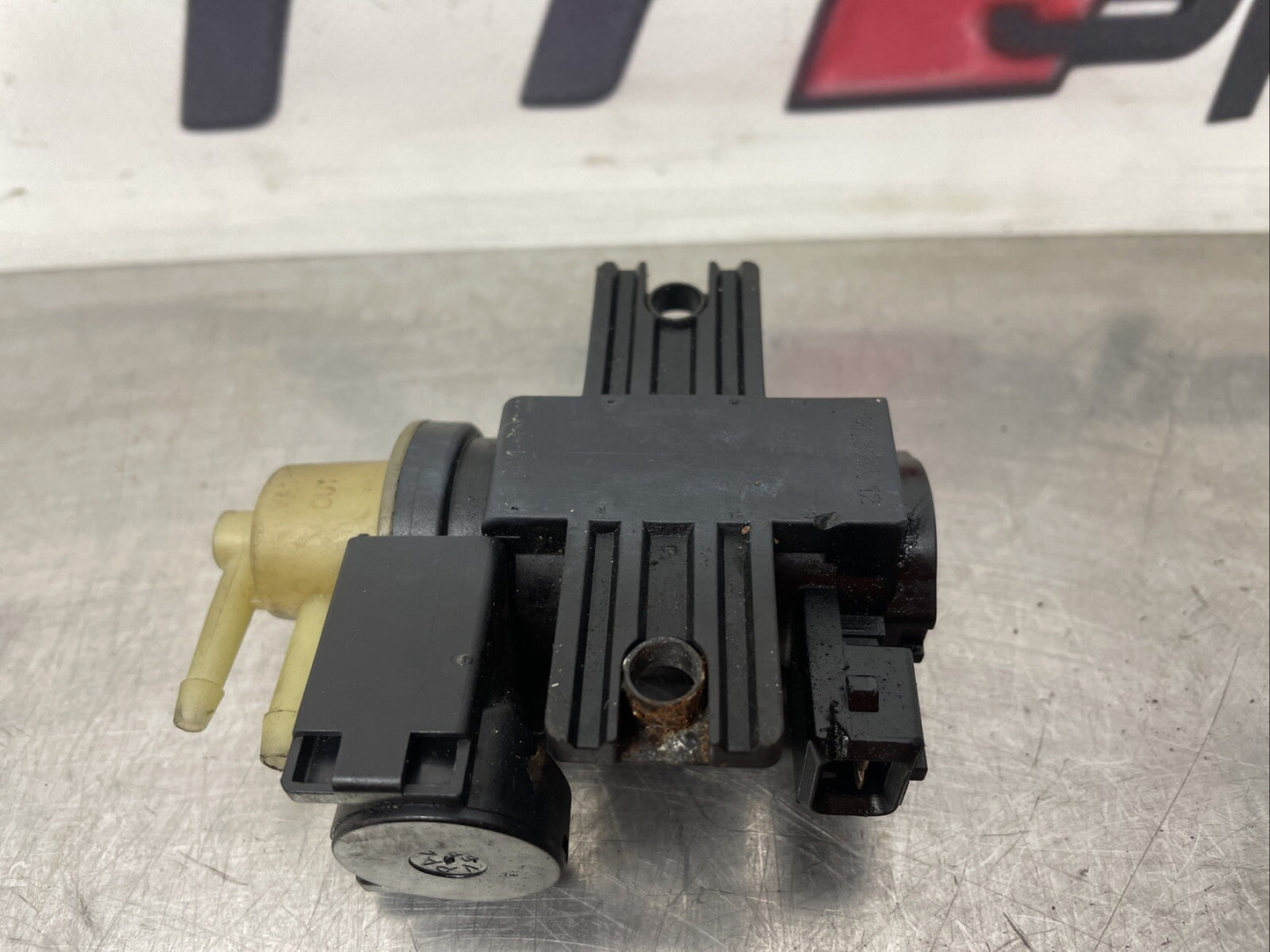 Renault Master Trafic MK3 2011-19 Movano Genuine Turbo Boost Solenoid Valve