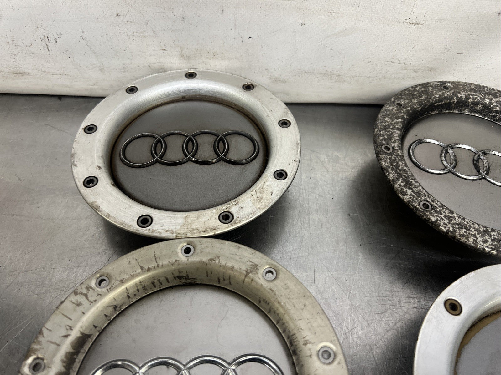 Audi TT x 4 Mk1 8N 1998-2006 Genuine OEM RS4 Alloy Wheel Centre Caps