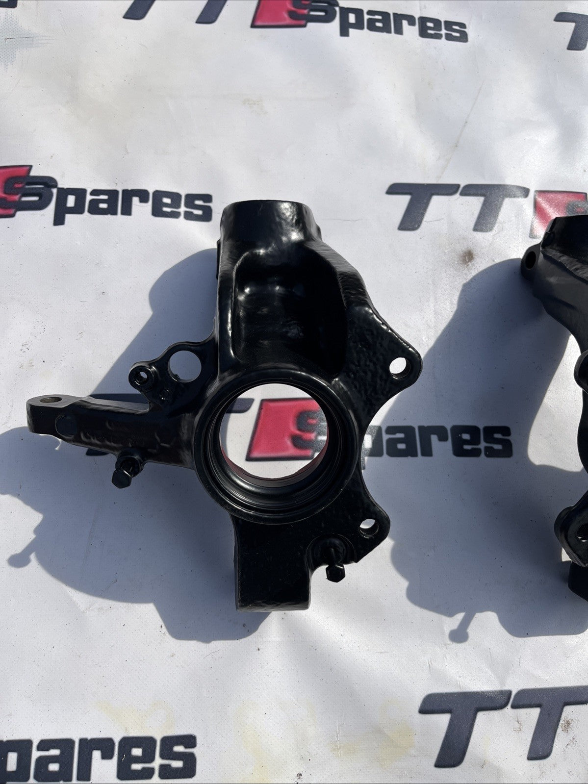 Audi TT Mk1 8n Front Hubs / Knuckles POWDERCOATED OEM GENUINE