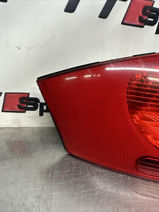 AUDI TT QUATTRO MK1 8N 3 DOOR COUPE LEFT REAR PASSENGER SIDE NEARSIDE TAIL LIGHT