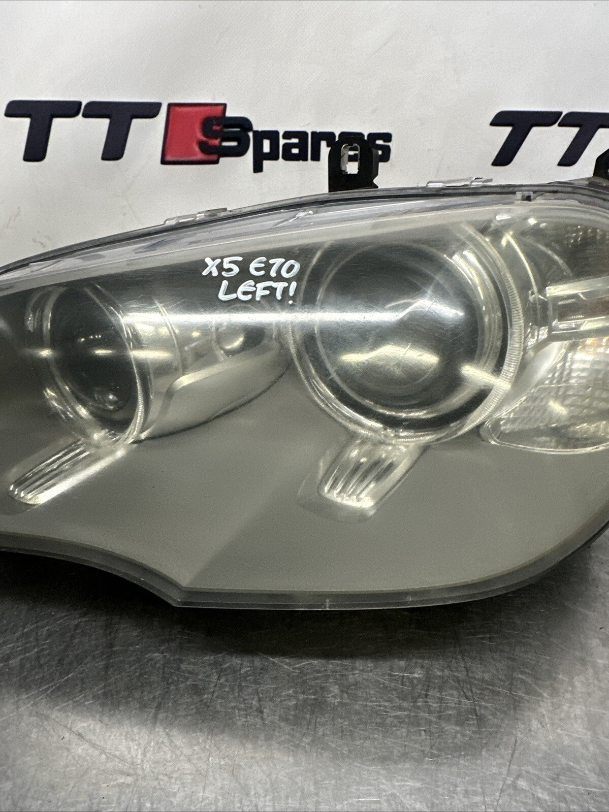 BMW X5 SERIES E70 FRONT LEFT PASSENGER NEAR SIDE XENON HEADLIGHT 7221893