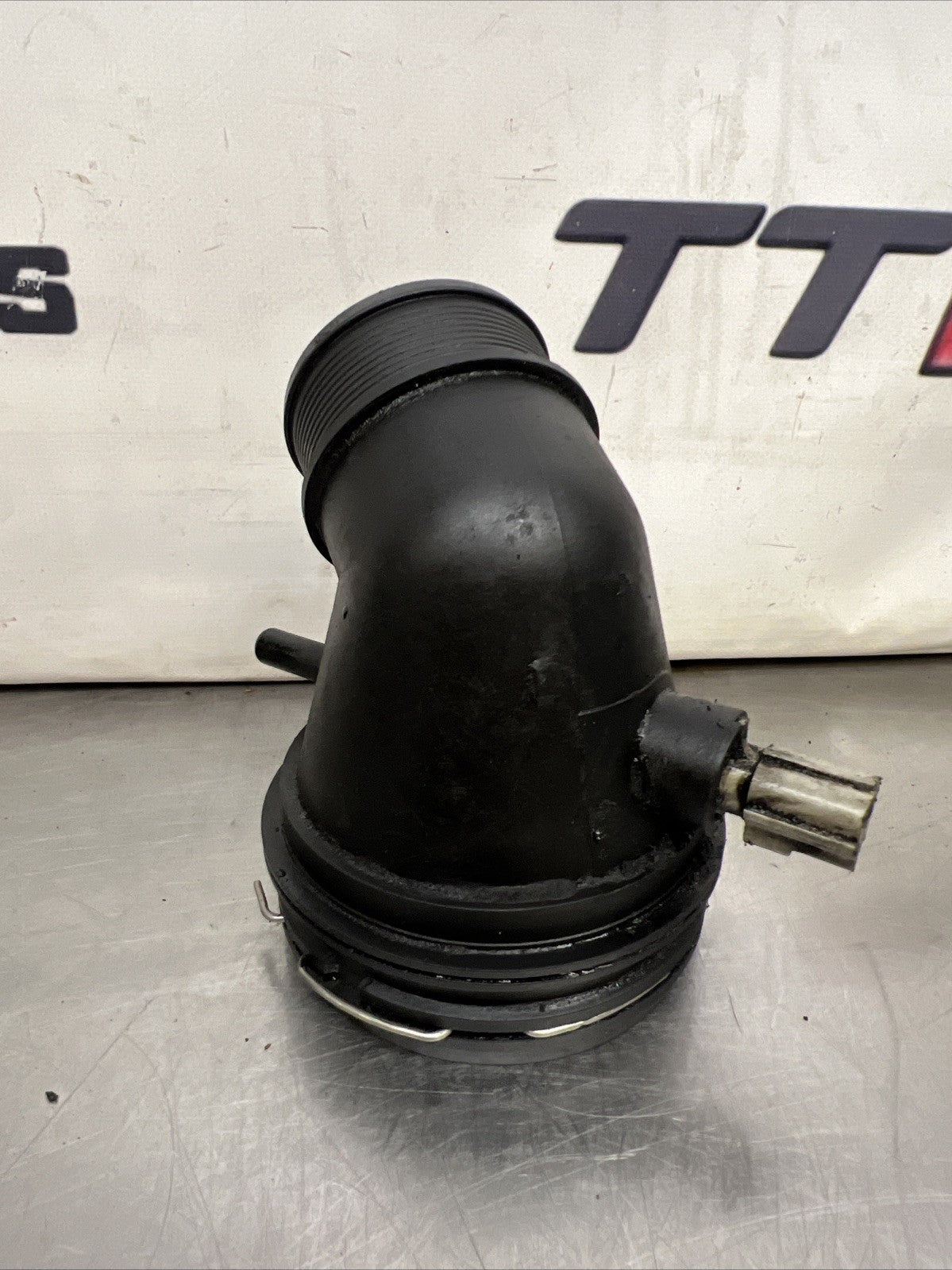 LR RANGE ROVER SPORT L494 Air Intake Tube 12Z04014 4.4Diesel 250kw 2014