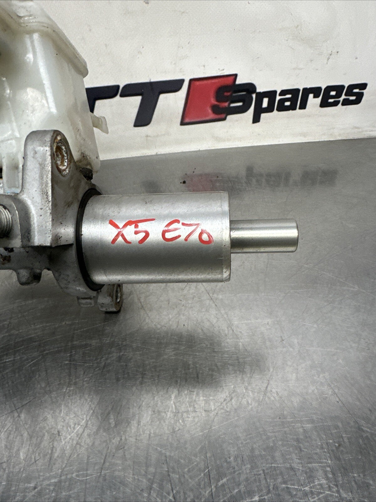 BMW Master Brake Cylinder BMW X5 E70 6771718