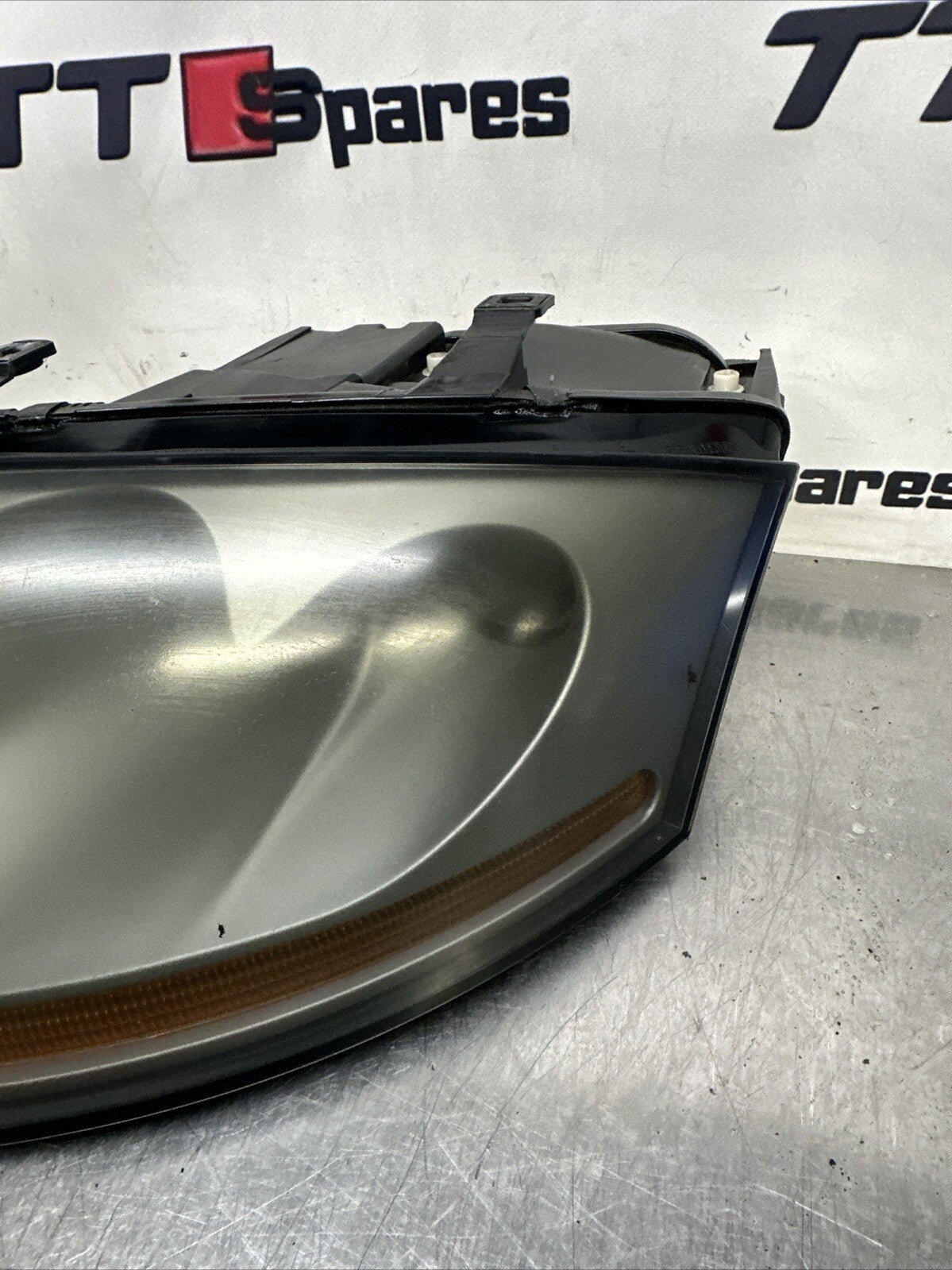 Audi TT Mk1 8N Xenon Headlight Passenger Side Front Left SILVER 1999 - 2005