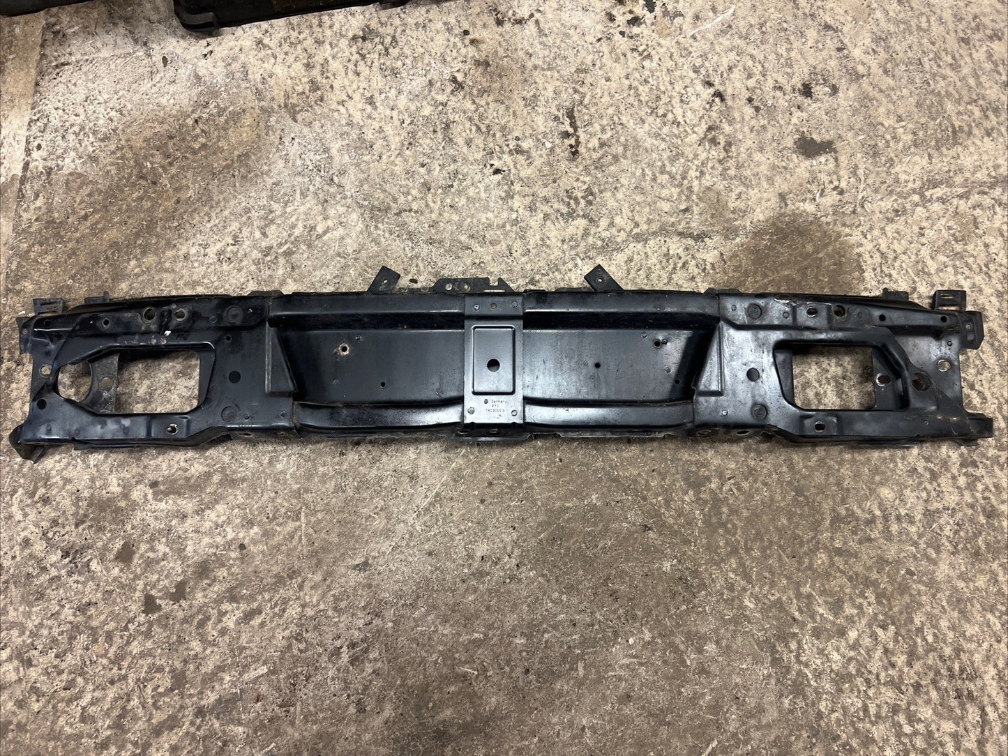 VW GOLF mk3 front crash bar 1H0805519