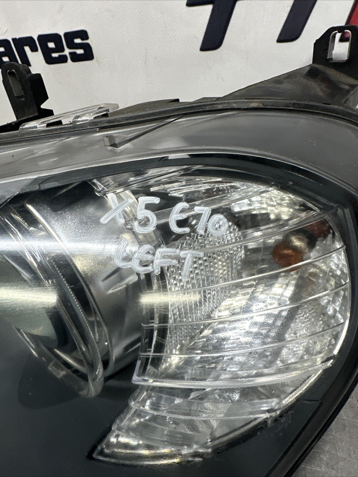 BMW X5 E70 2008 Left  headlight headlamp 710815021003 (2940)