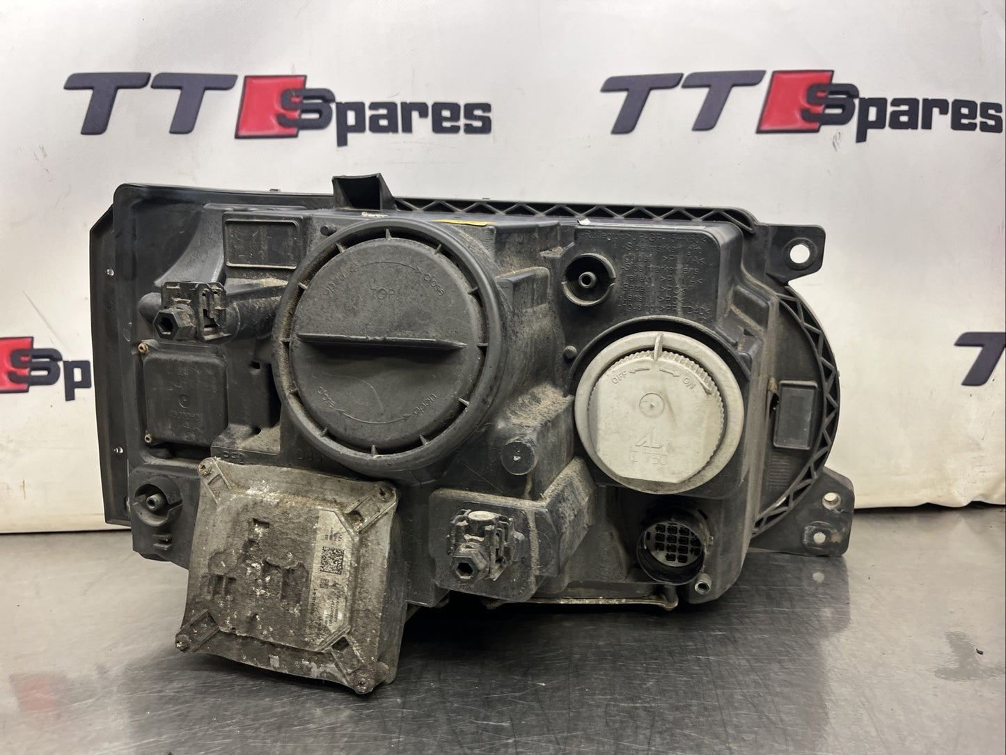 RANGE ROVER L322 XENON HEADLIGHT FRONT LEFT PASSENGER SIDE AH4213W030AC