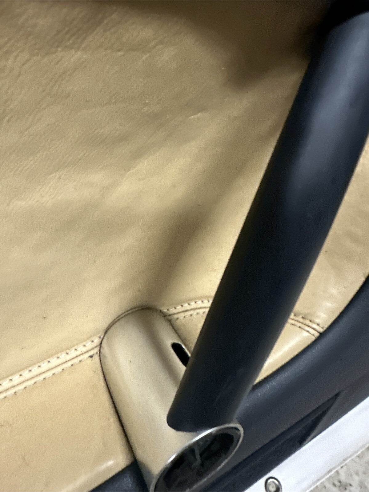 Audi TT Door Card 8N 99-06 Cream BOSE Passenger interior panel 8N2867106