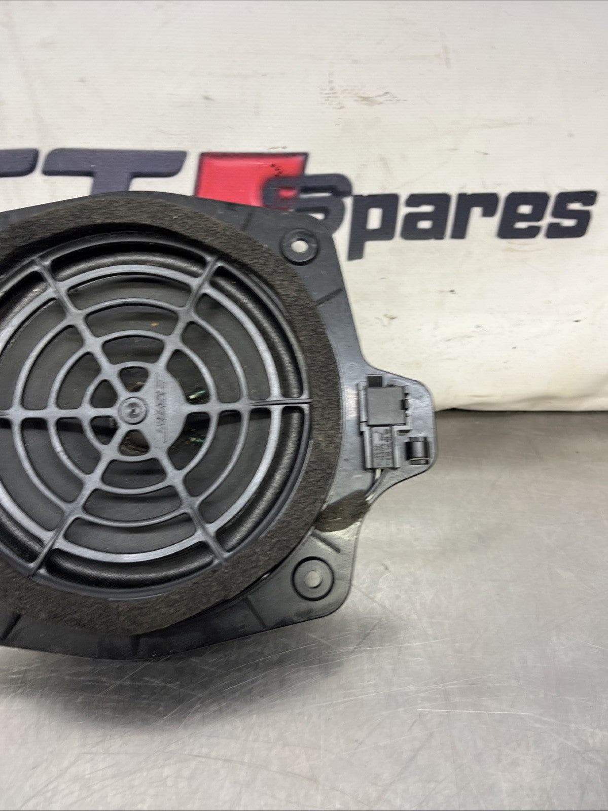 AUDI TT MK2 8J REAR BOSE SPEAKER 2012 8H0035411B