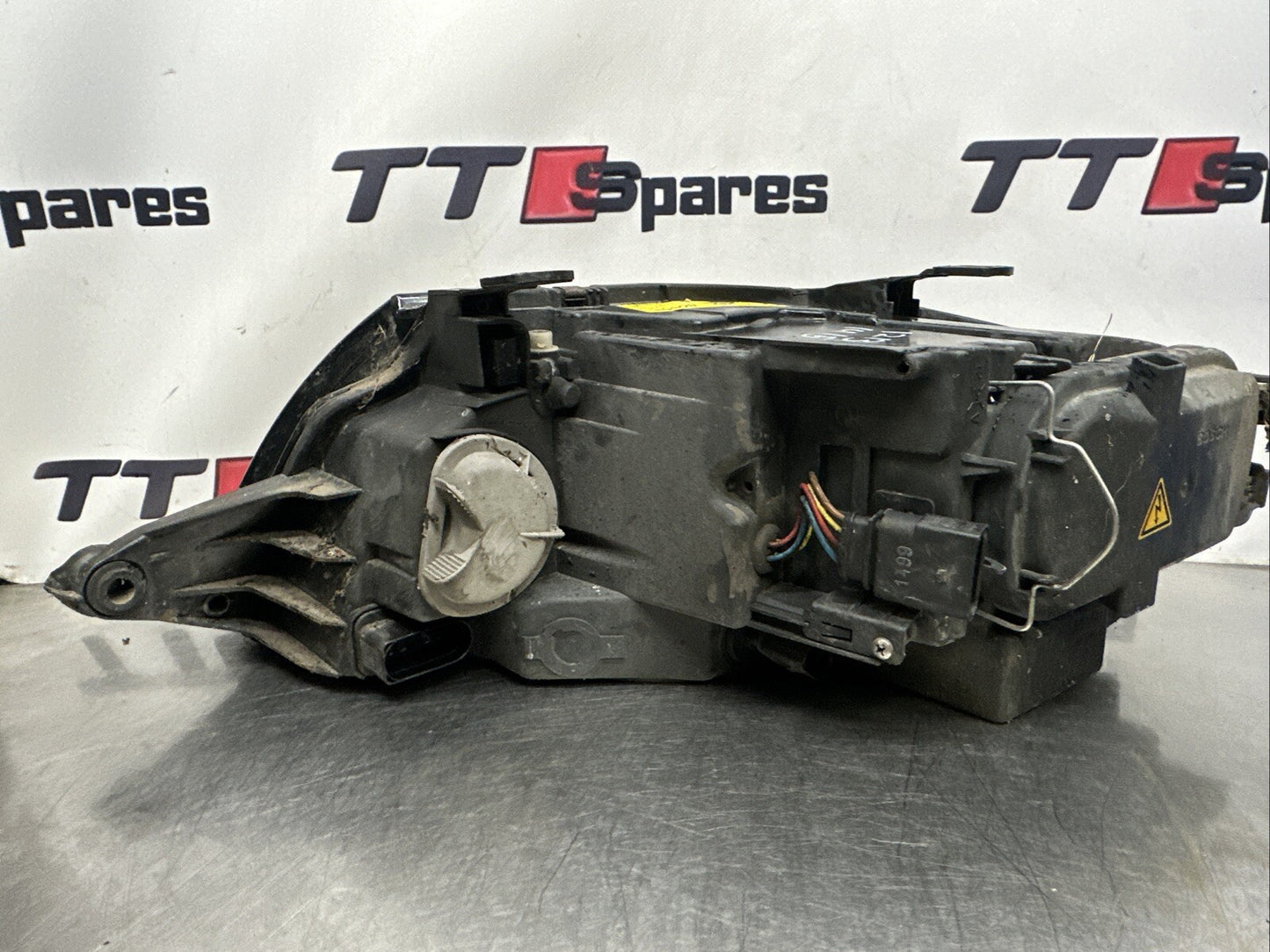Audi TT 8N MK1 Xenon Genuine Front Headlight O/S Right Driver Side 8N0941004BF