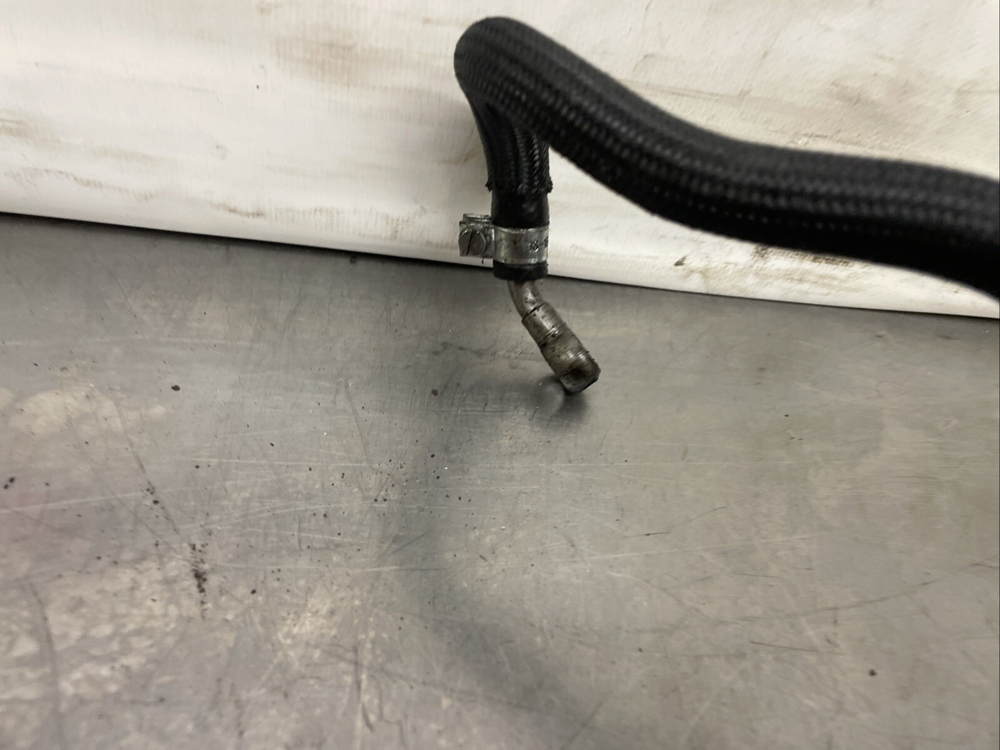 Bmw X5 E70 Pressure Fuel Line 1353780696101