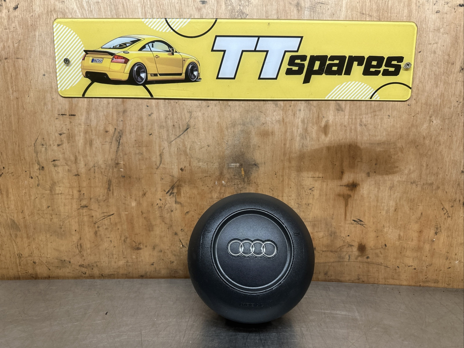 AUDI TT TTS R8 S3 8J STEERING WHEEL CENTRE 8J0880201J