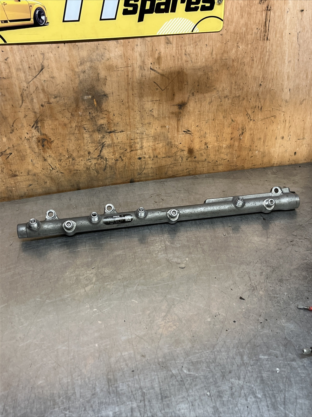 BMW E70 X5 3.0D Fuel Injection Rail 7795514 03
