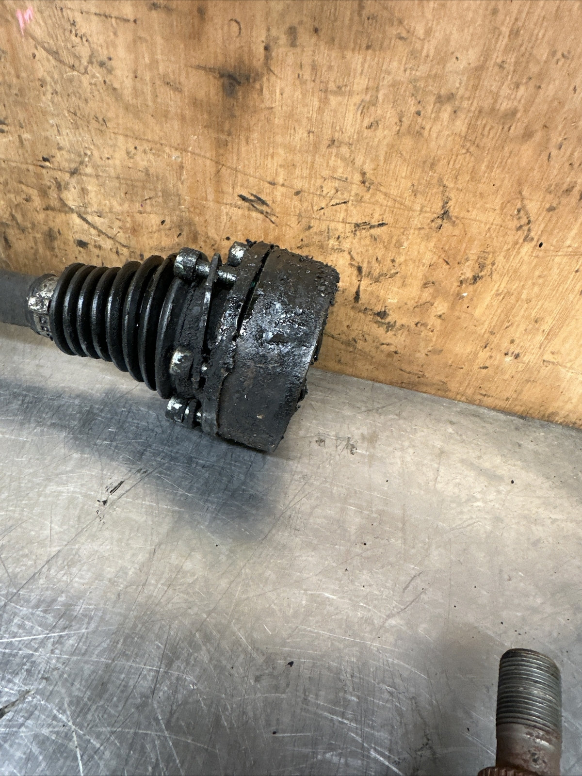 AUDI TT MK1 2001-06 1.8 PETROL DRIVERS RIGHT REAR DRIVESHAFT 1J0501204B #430