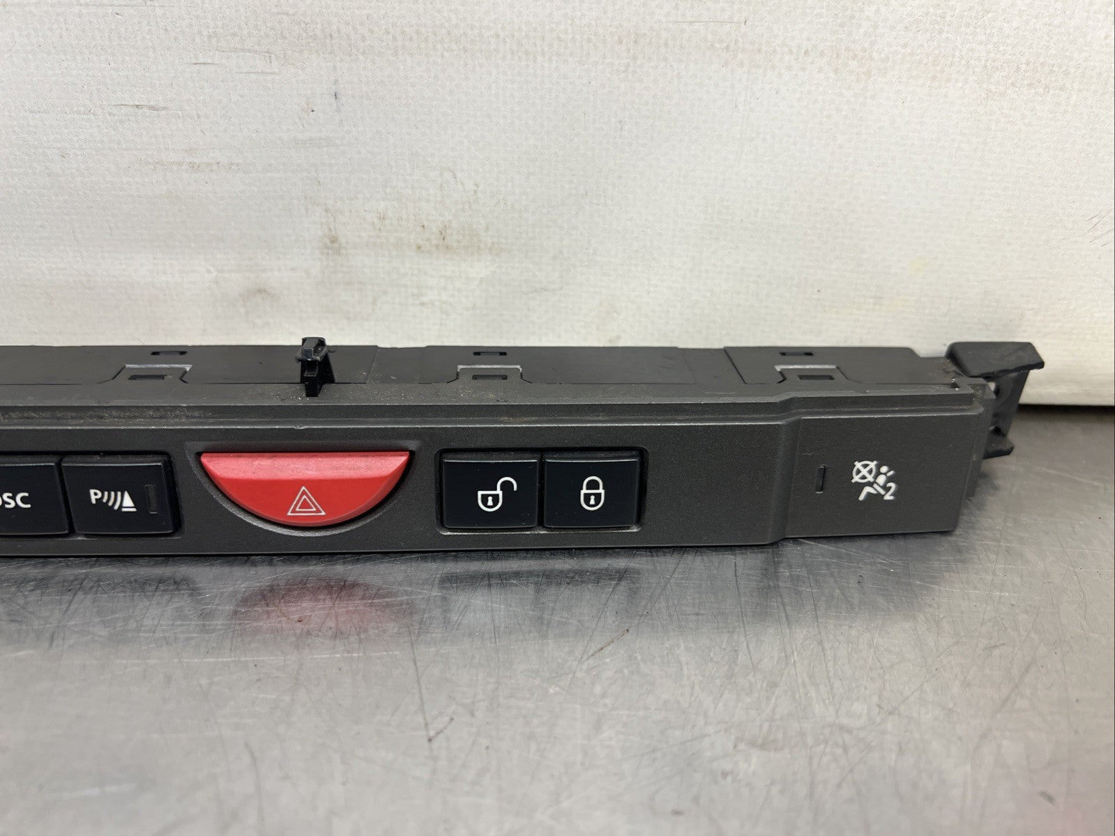 RANGE ROVER SPORT HAZARD LIGHT CENTRAL LOCKING SWITCH YUL500570WUX L320 2009