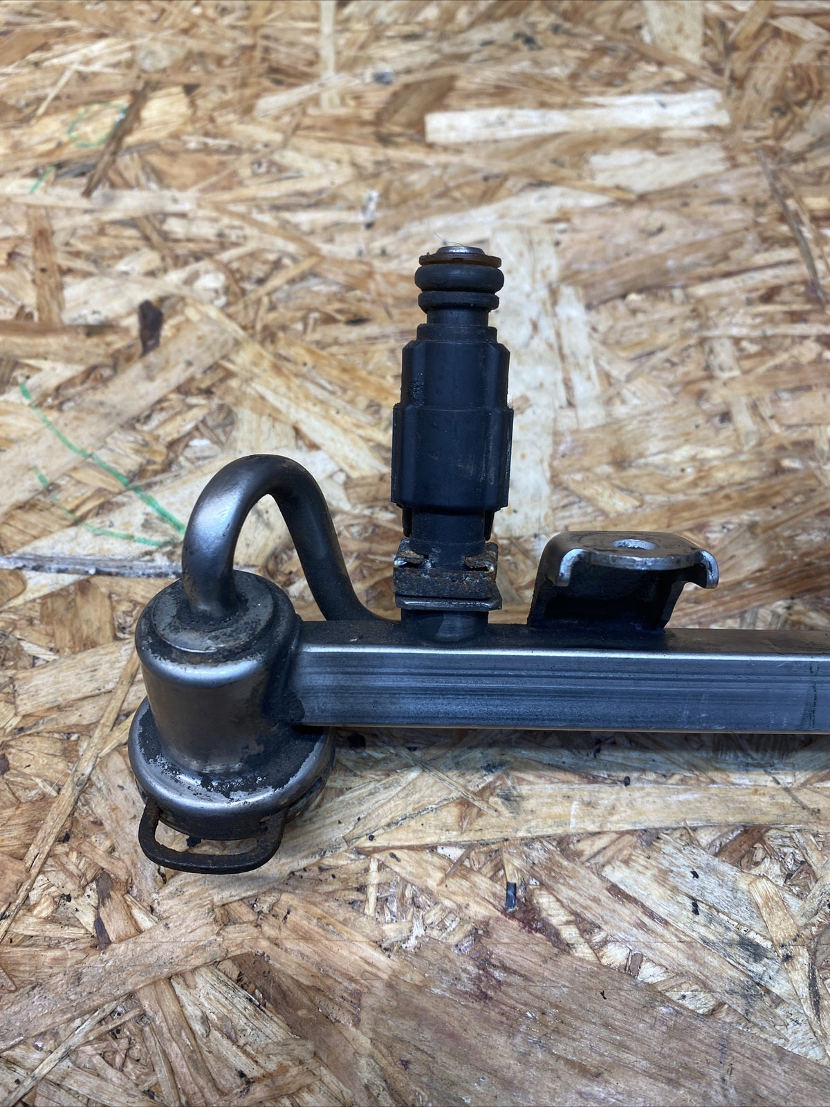 AUDI TT MK1 98-06 8N 1.8T 180BHP ARY FUEL INJECTION RAIL & INJECTORS 06A133681B