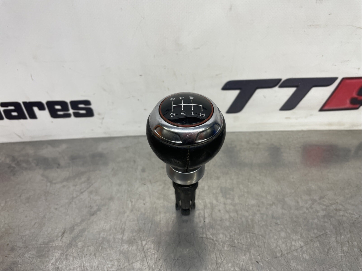 AUDI TTS 6 SPEED MANUAL GEAR LEVER KNOB Red Mk2