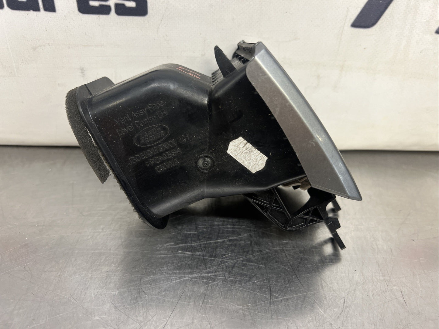 Range Rover Sport Air Vent Near Side Centre Dashboard L320 JBD500170XXX