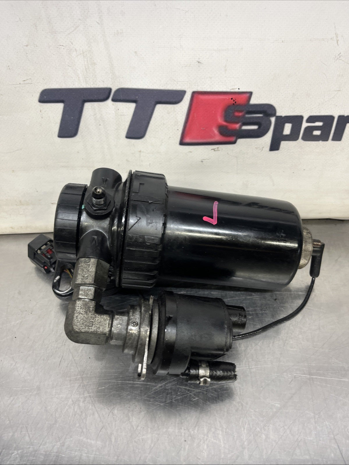 Genuine Range Rover L322 4.4 Tdv8 Fuel Filter Housing - LR072685