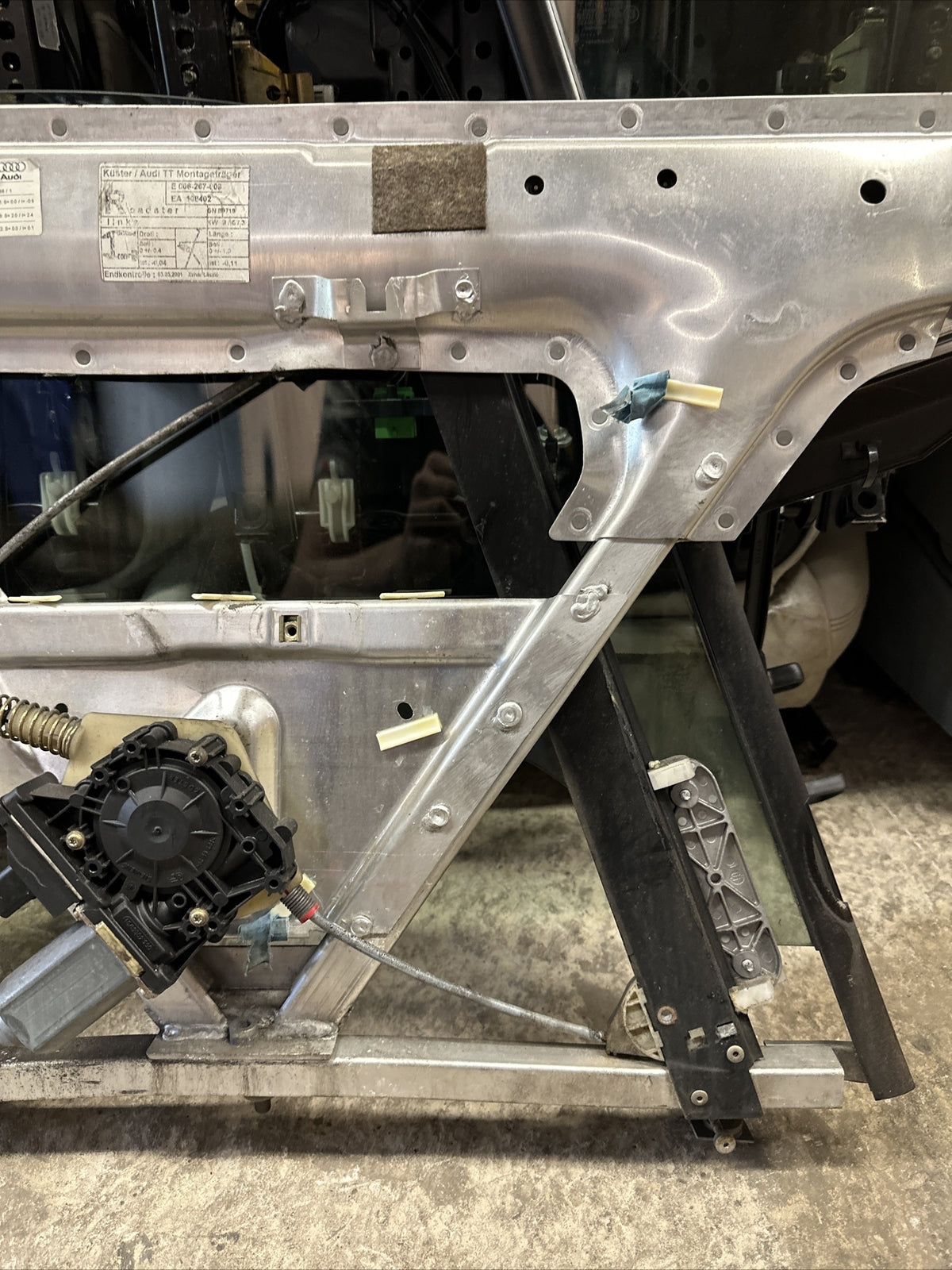 AUDI TT MK1 WINDOW/DOOR MECHANISM PASSENGER ROADSTER Read description