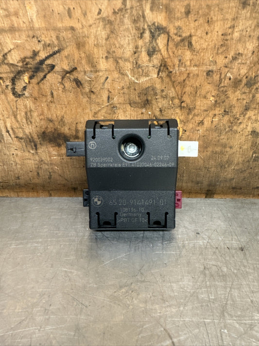 BMW 3 X5 Series E70 E91 LCI Touring Tailgate Trap Circuit Aerial Amplifier