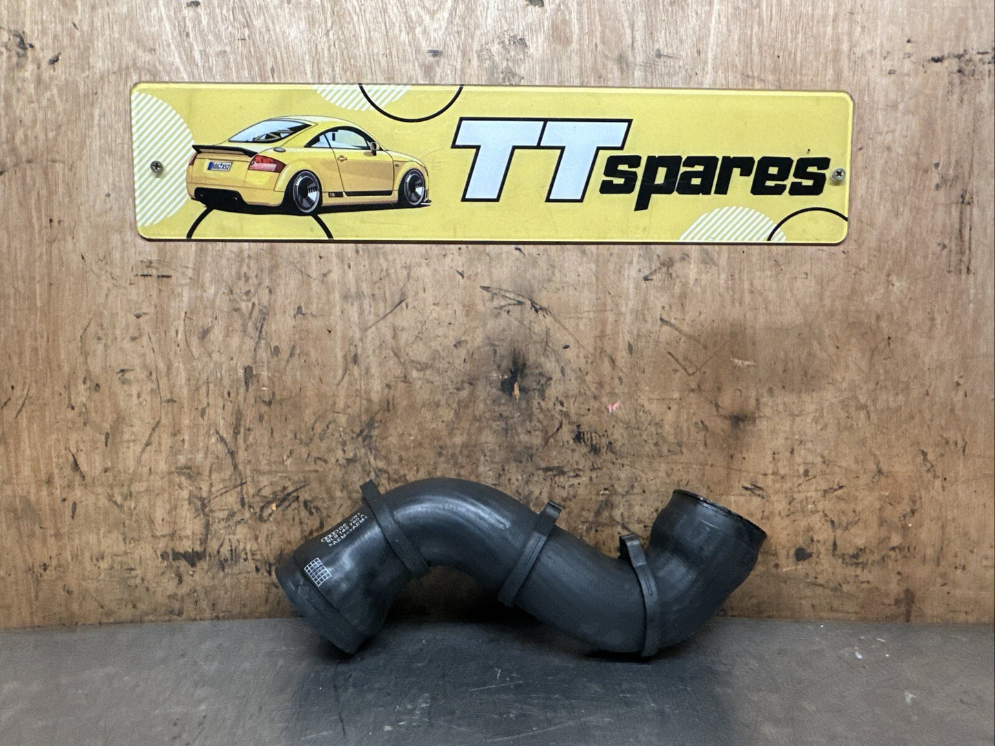 Audi TT 8N Mk1 225 Left Upper Turbo Pressure Pipe 8L9145790A