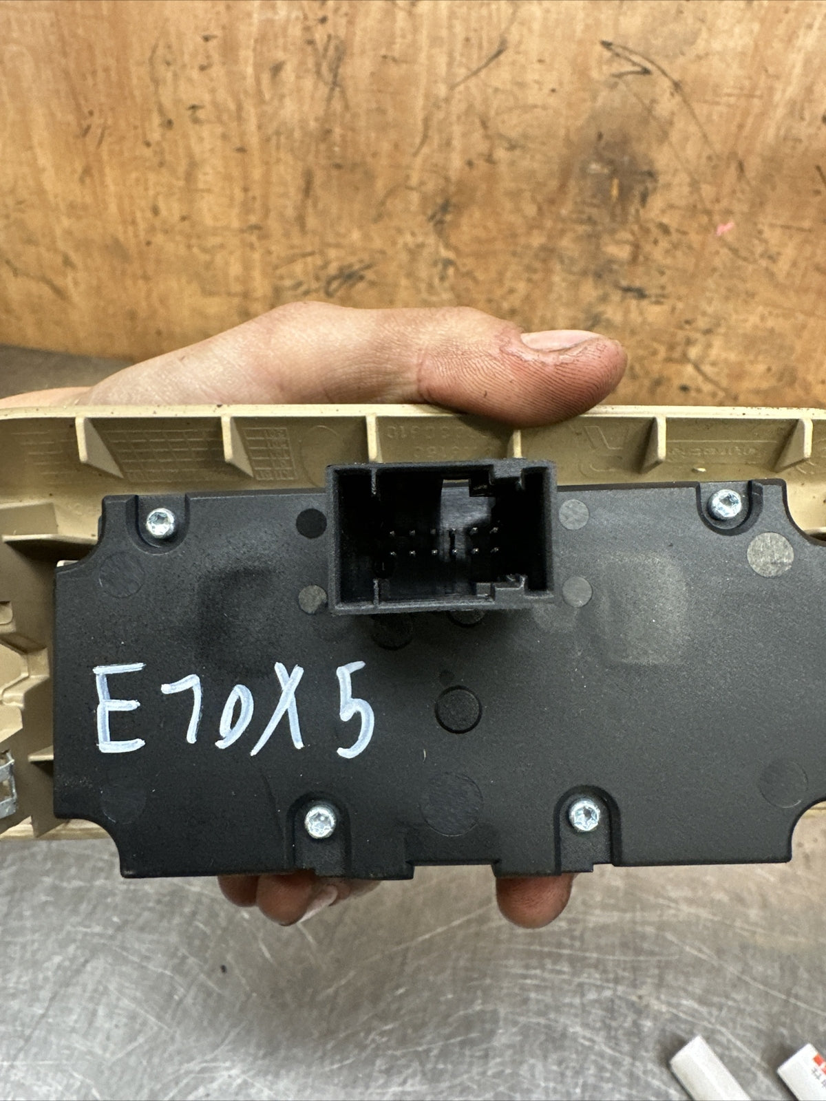 BMW E60 E61 E70 E71 X5 Lci Headlight Switch Headlight control Unit 9134726