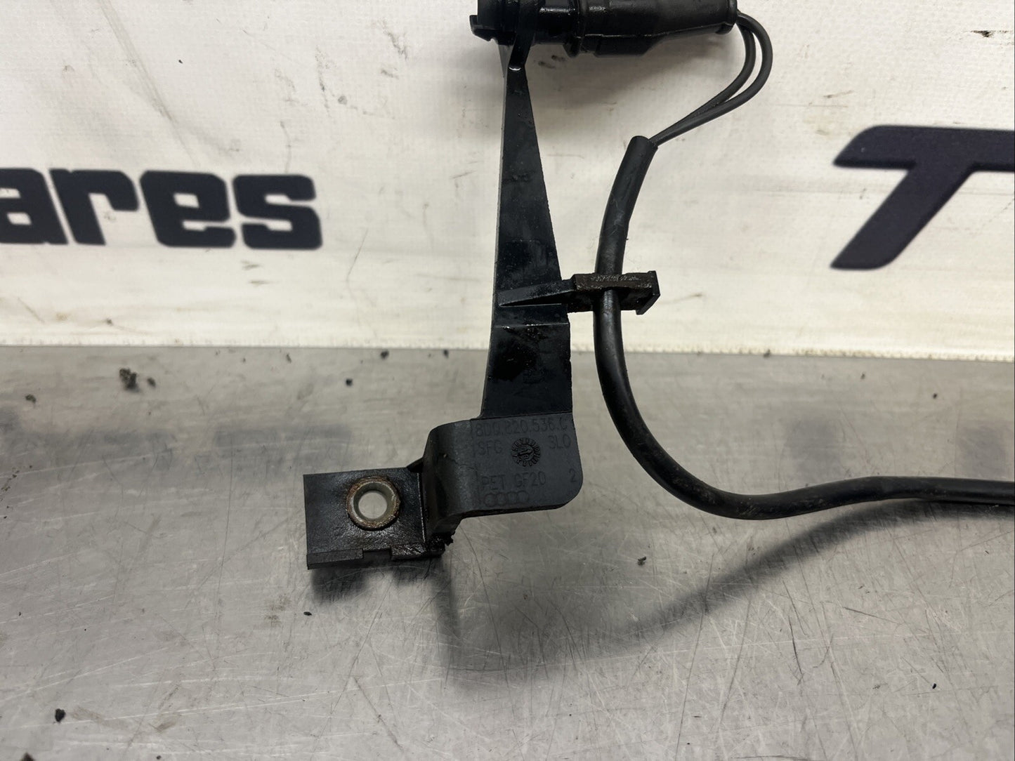 Audi TT 8N MK1 Genuine Outside Temperature Sensor Bracket (8D0820536C) 99-06