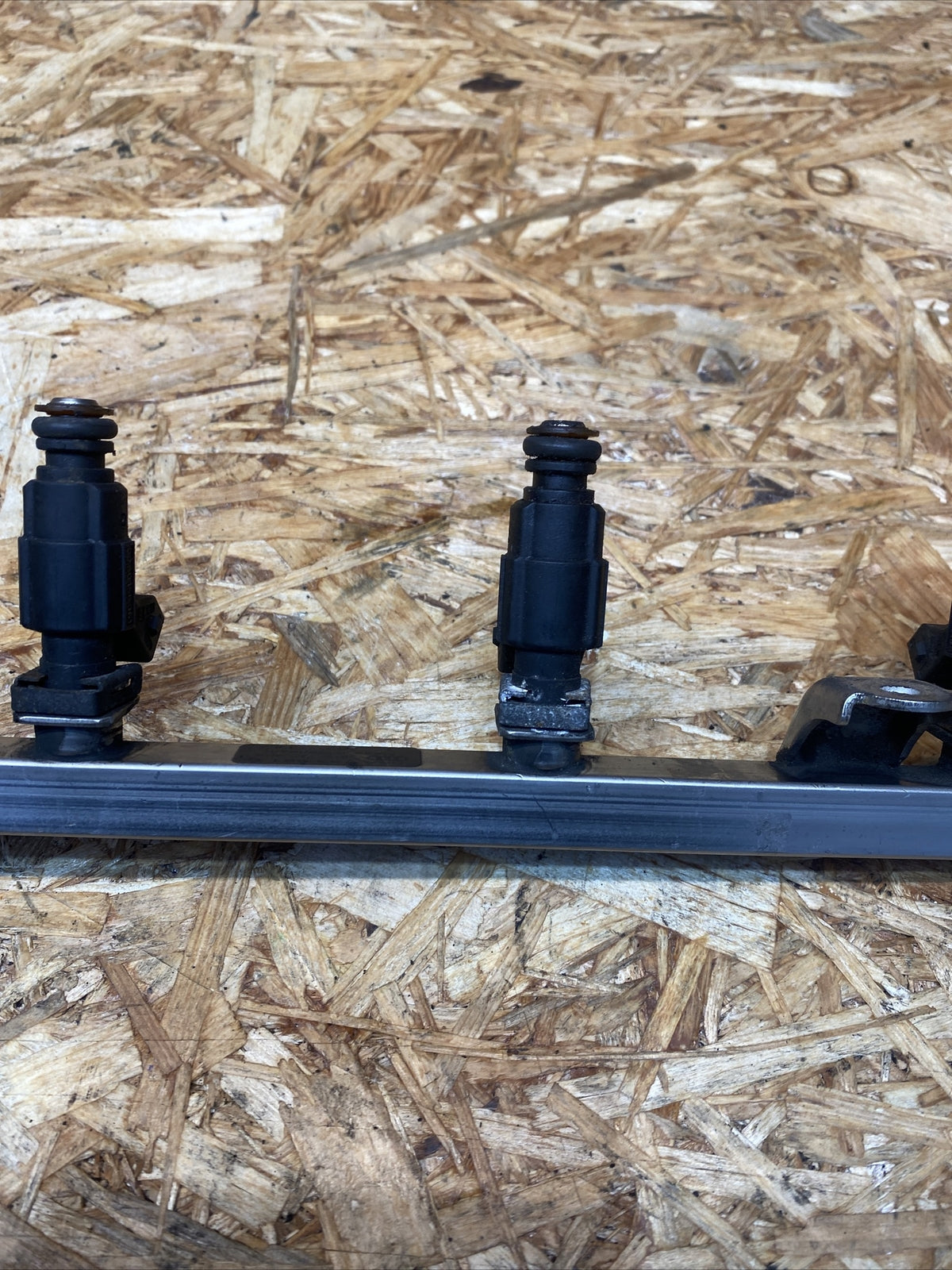AUDI TT MK1 98-06 8N 1.8T 180BHP ARY FUEL INJECTION RAIL & INJECTORS 06A133681B