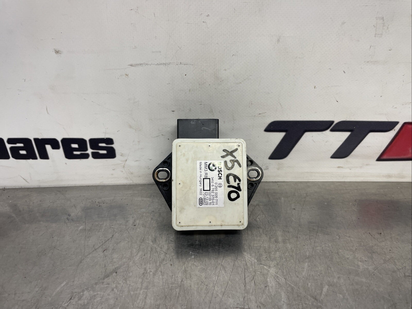 BMW X5 E70 YAW RATE SENSOR 0265005711 2012