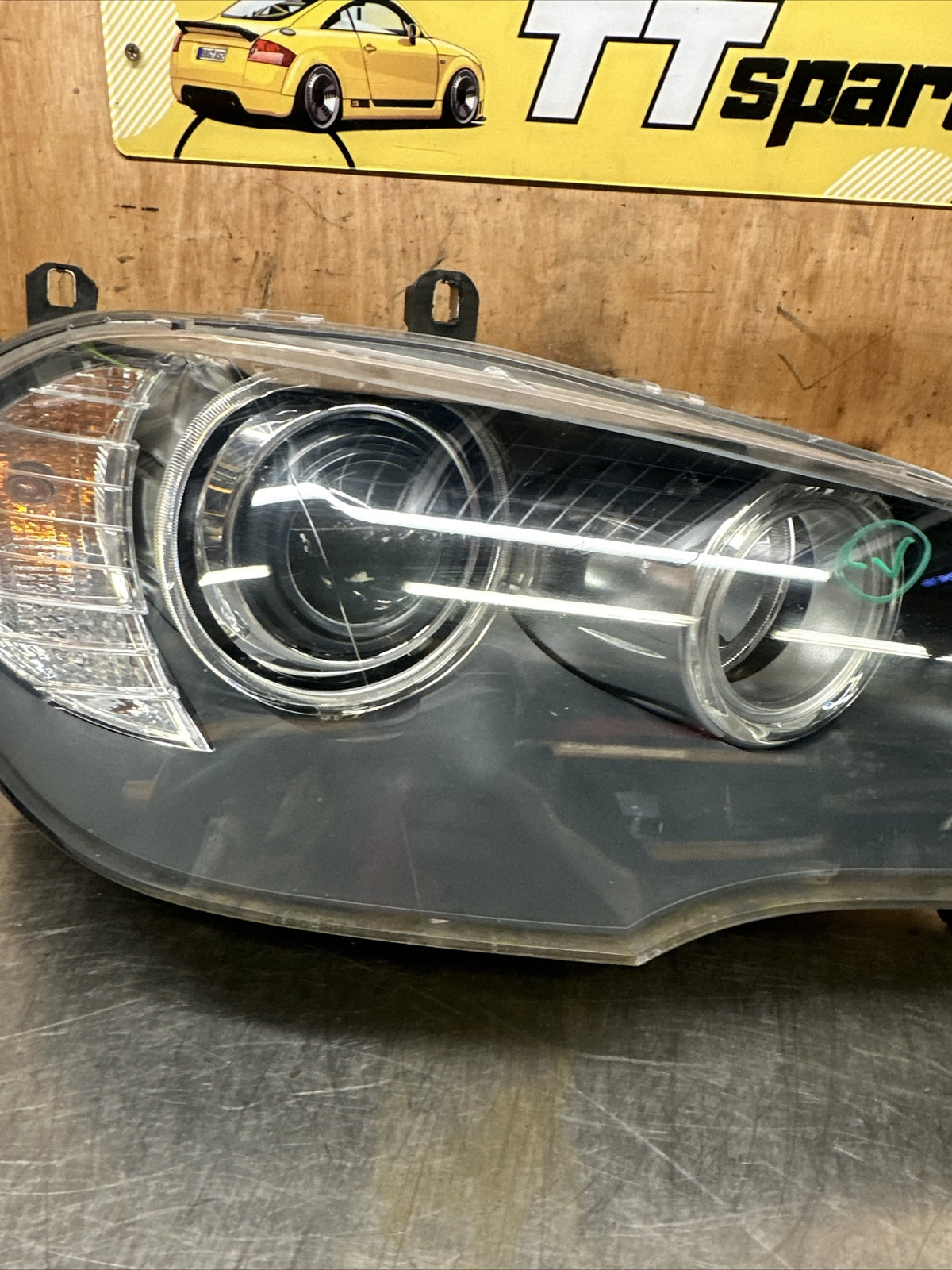 BMW X5 E70 2008 RHD right headlights 7158932 EPK7613