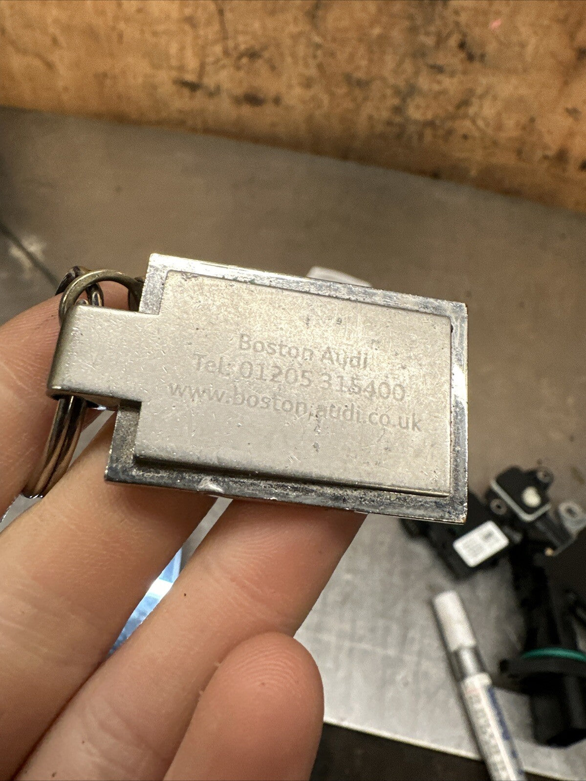 For Audi TT TTS TTRS Mk1 8N MK2 8J Mk3 8S Key Ring SILVER TT Logo