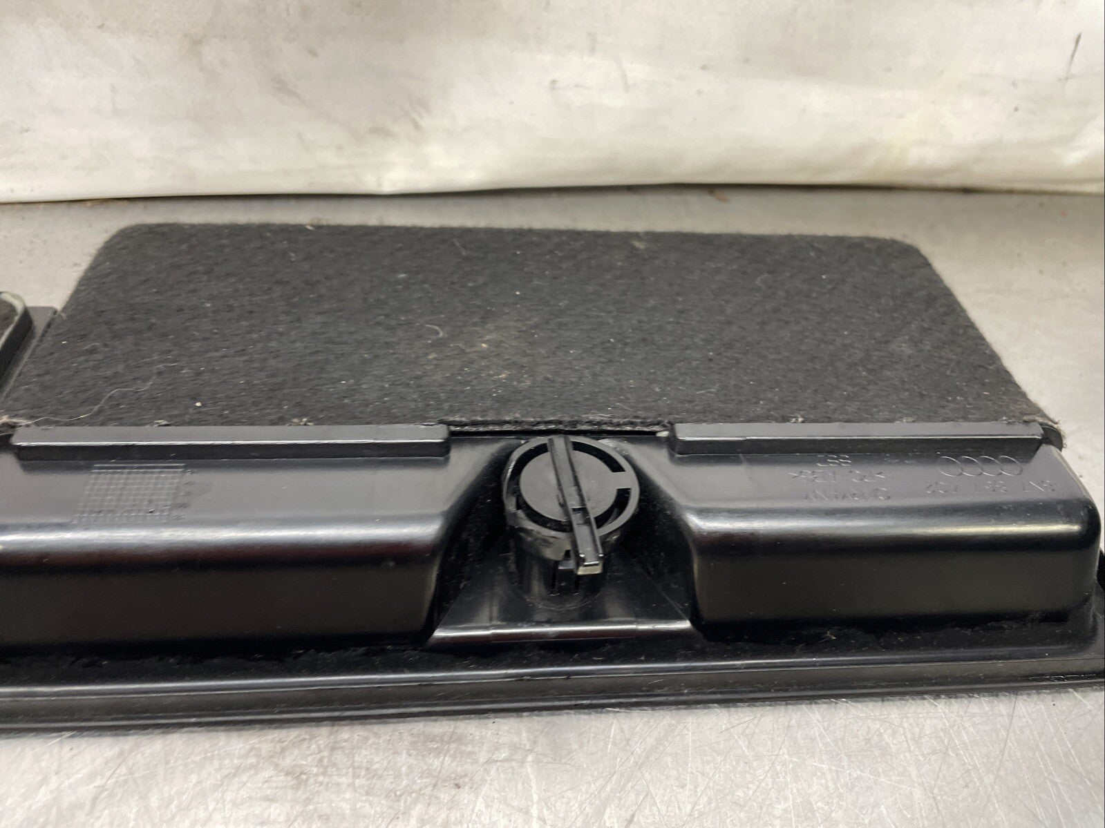 AUDI TT 8N MK1 Roadster Access Panel PAIR 8N7867401 8N7867402