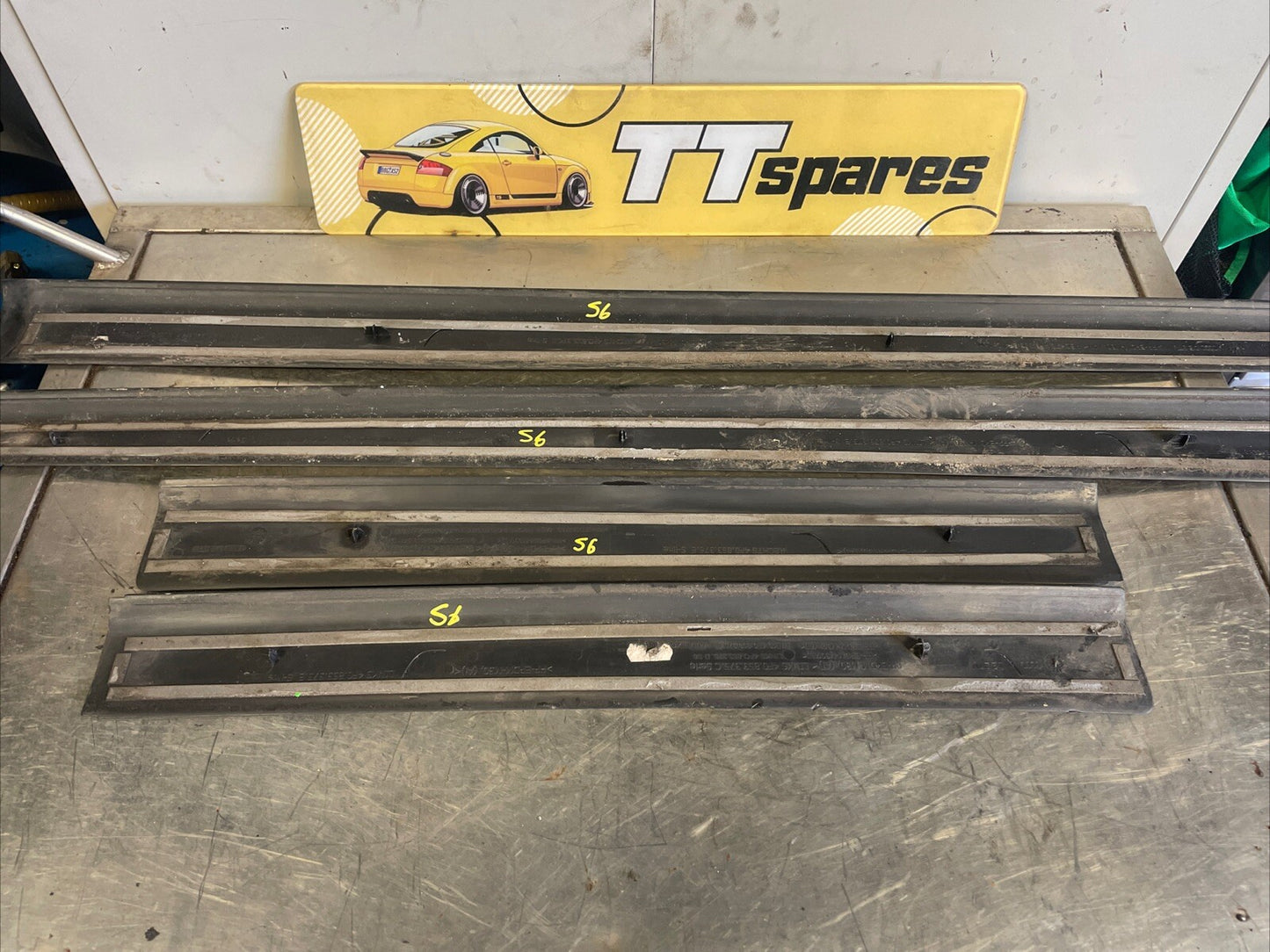 AUDI S6 C6 4F 05-11 OEM Original Chrome Black Lower Door Trim Sills S6-SET